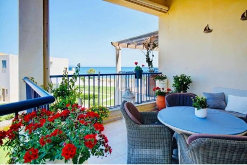 Odyssey Beach Front Apartment Chania  Exterior photo