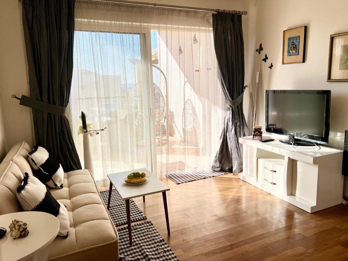 Odyssey Beach Front Apartment Chania  Exterior photo